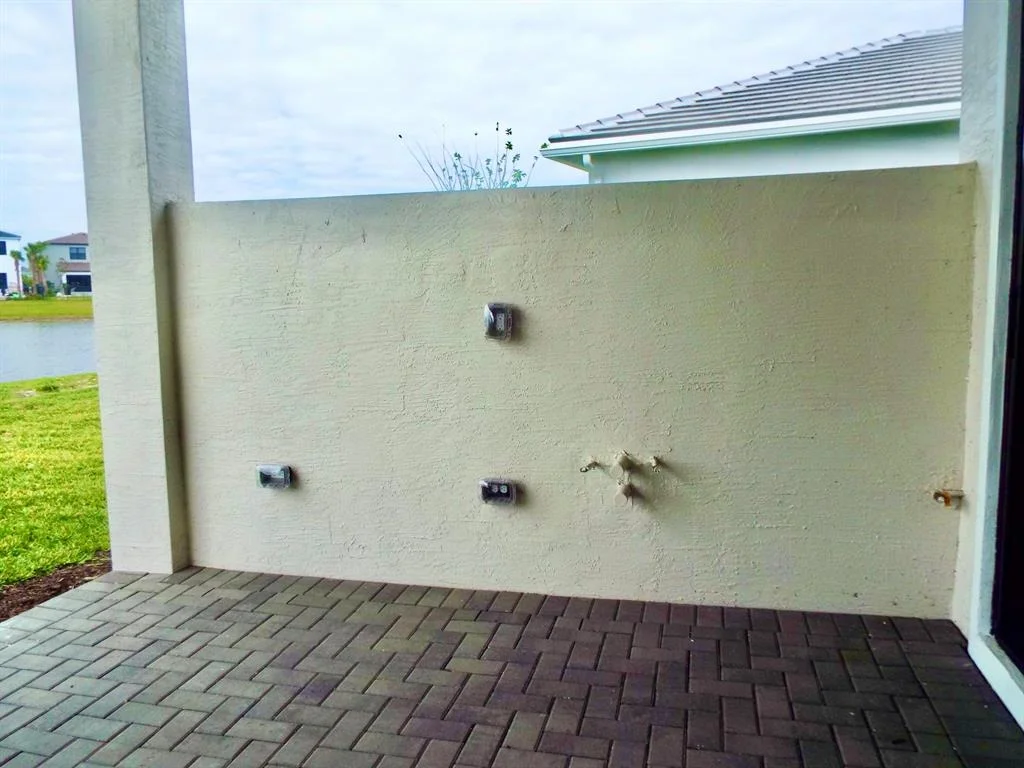 Photo of 15968 Key Biscayne Lane