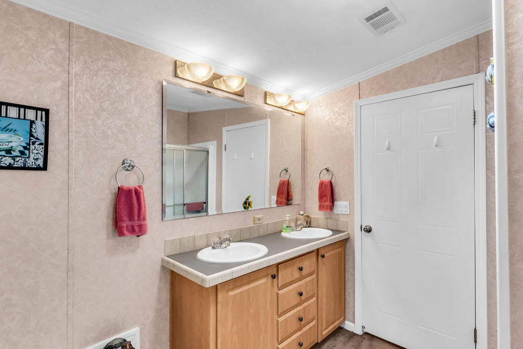 Photo of 2208 SE 38TH Trail