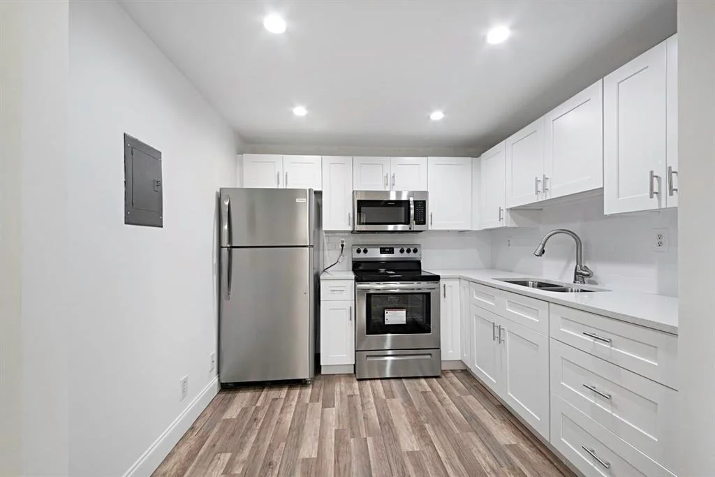 Photo of 162 Normandy D
