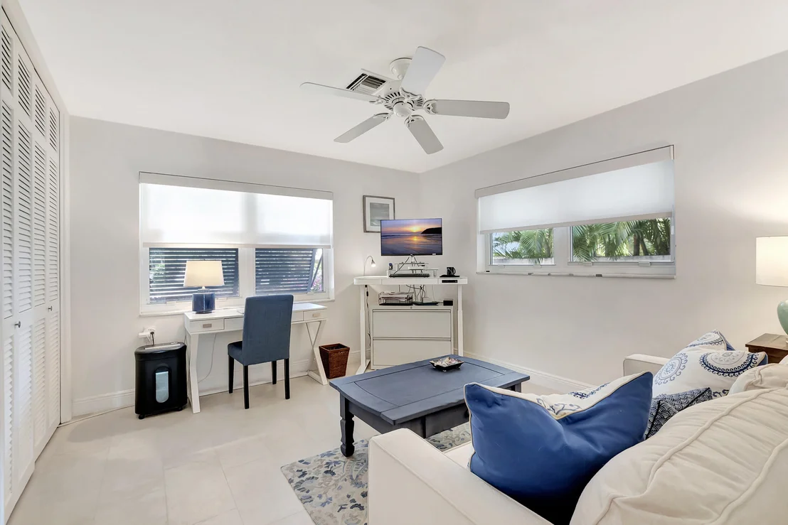Photo of 708 SE 9th Street