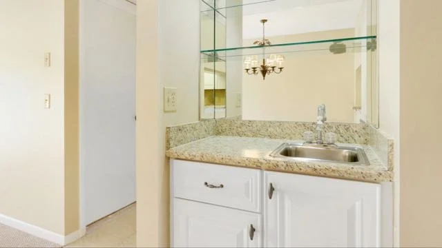 Photo of Unit D at 1001 Pinecrest Circle