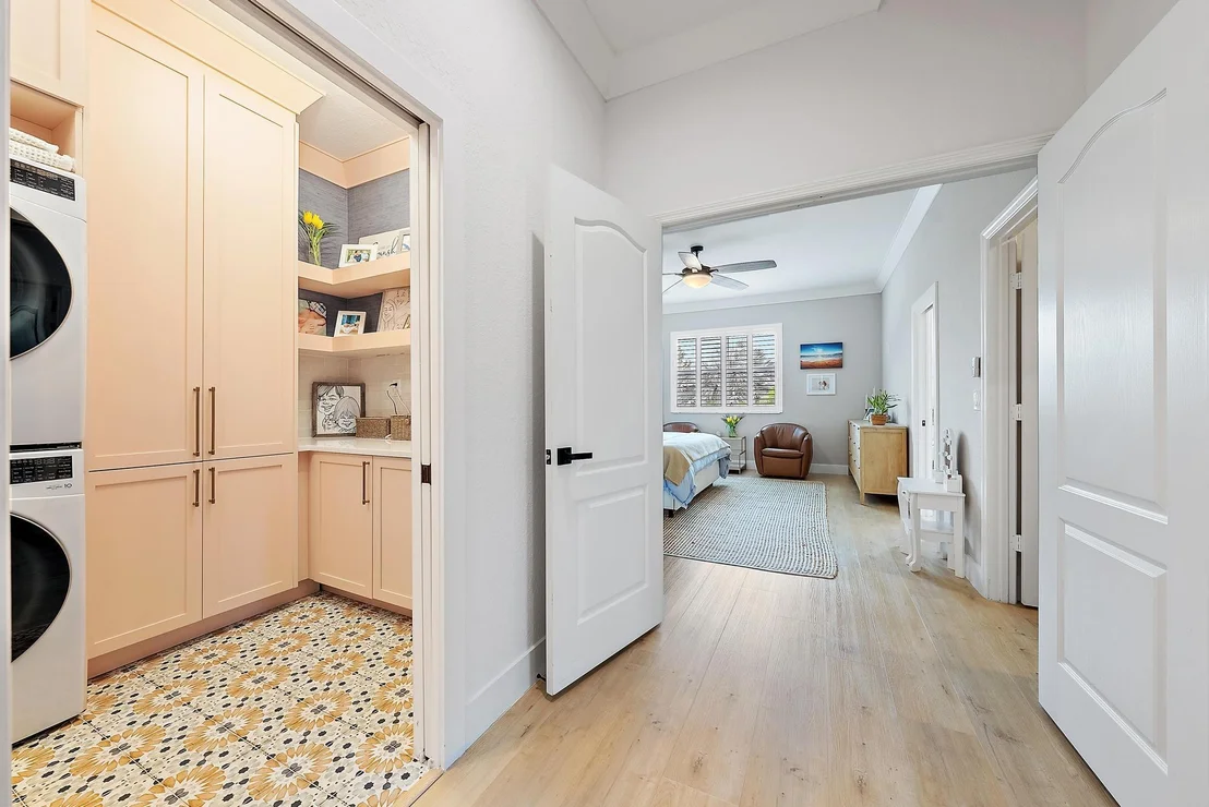 Photo of 152 Porgee Rock Place