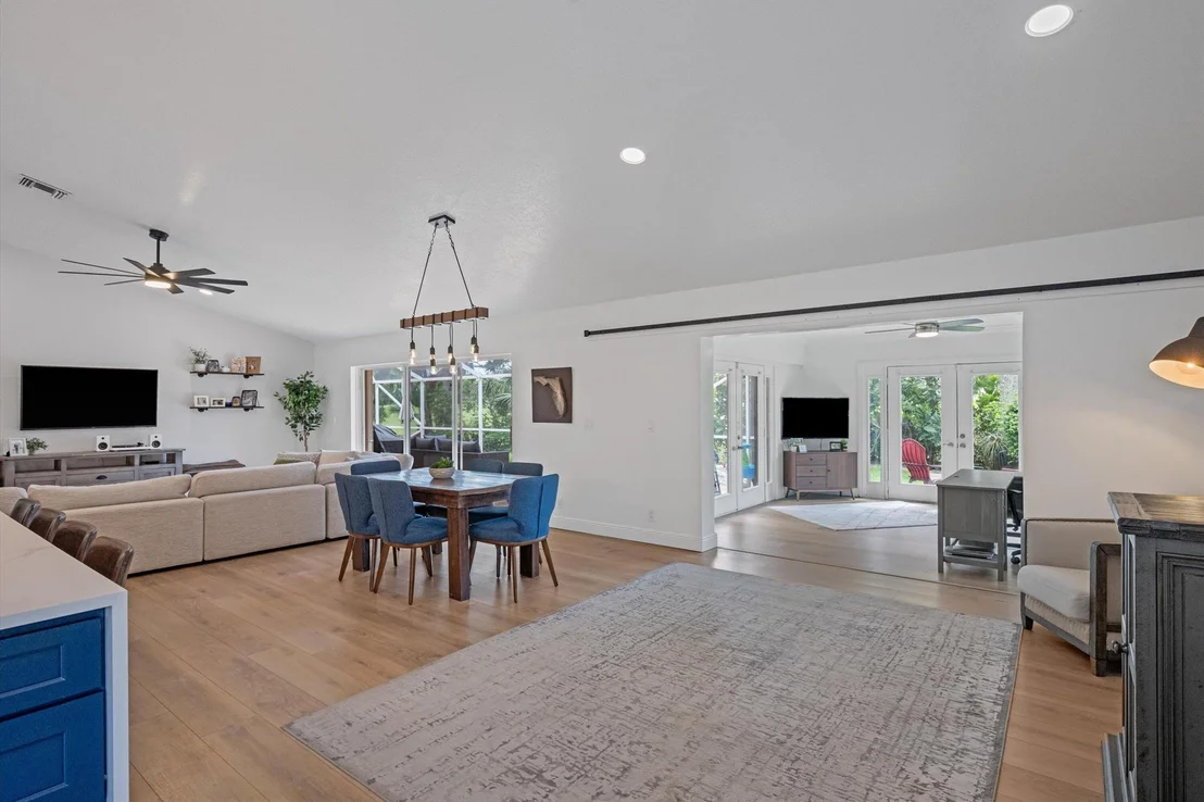 Photo of 6572 Brookhurst Circle