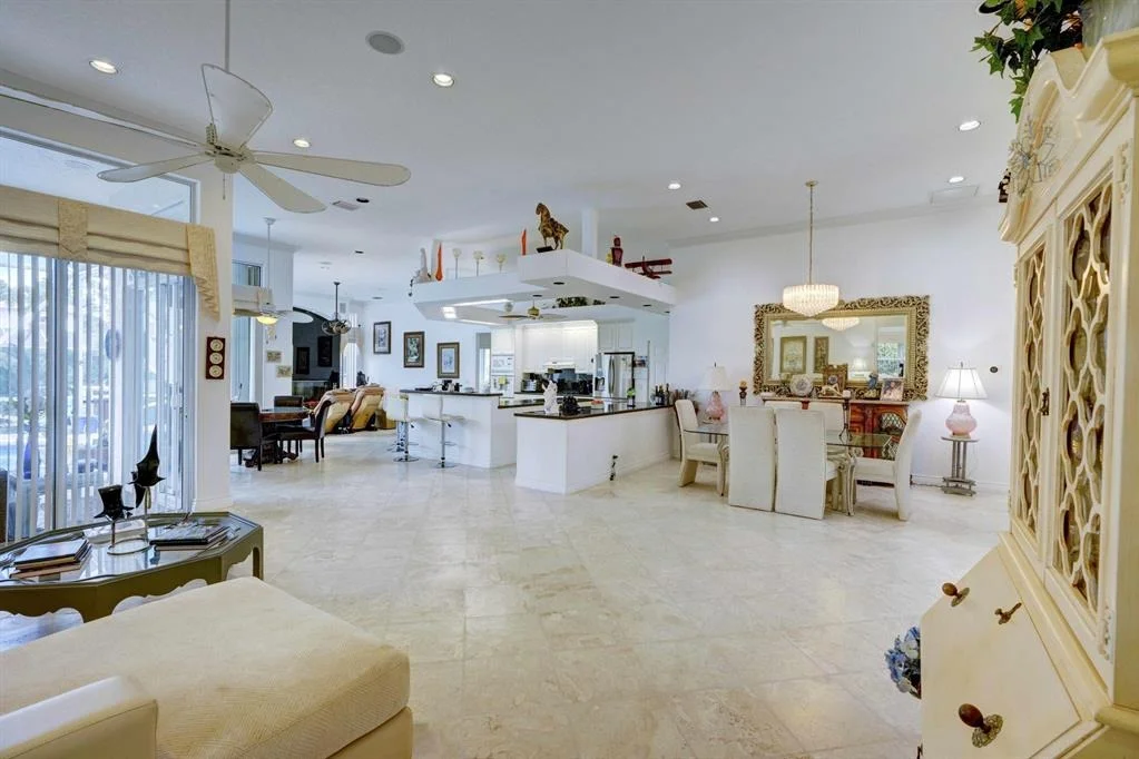 Photo of 8809 SE Water Oak Place