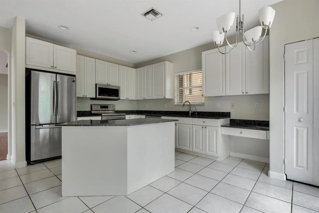Photo of 4780 S Classical Boulevard