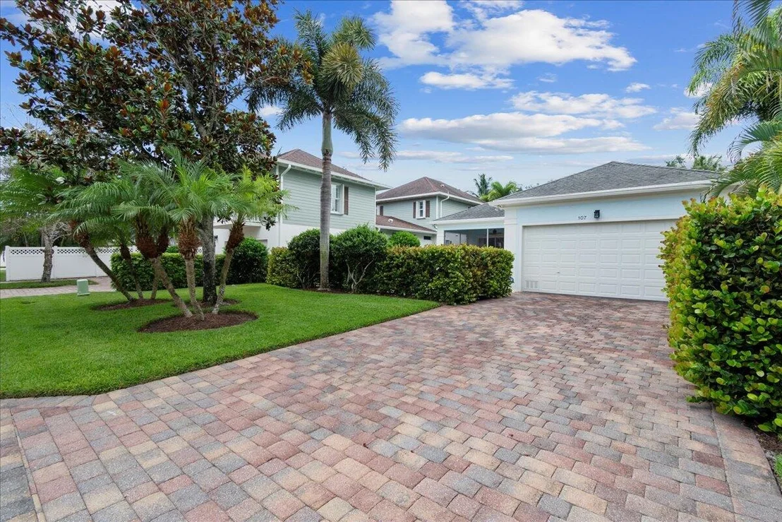 Photo of 107 Castries Drive