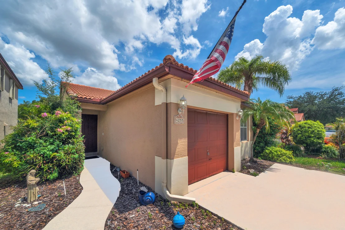 Photo of 4255 NW 1st Drive