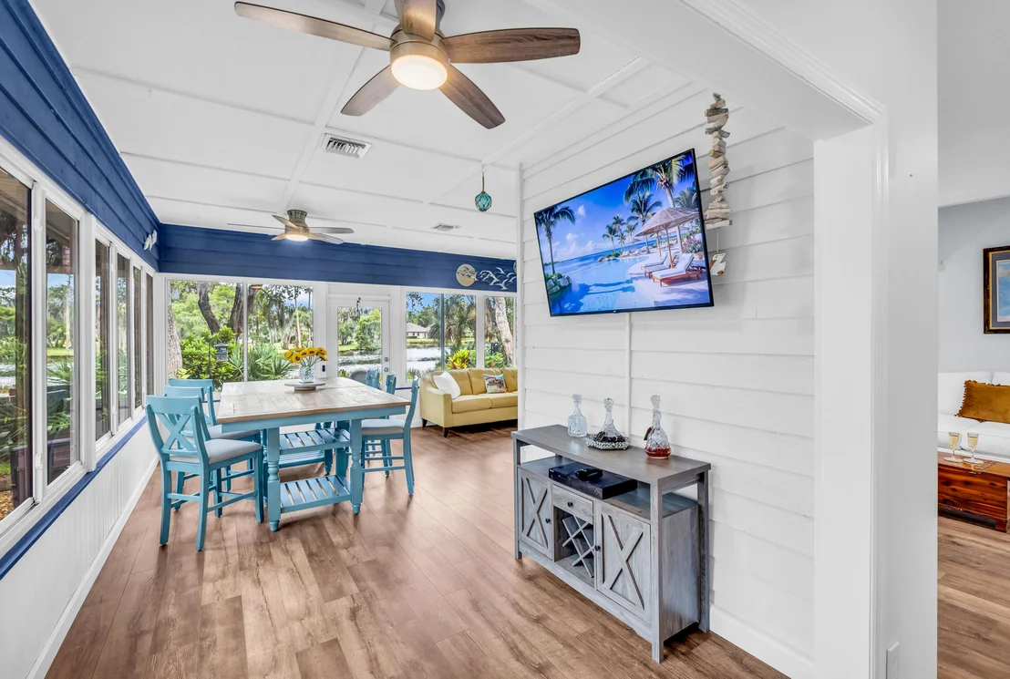 Photo of 401 Tamarind Place