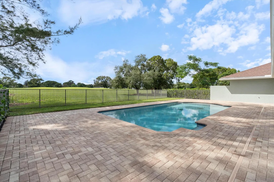 Photo of 1395 Pine Valley Drive