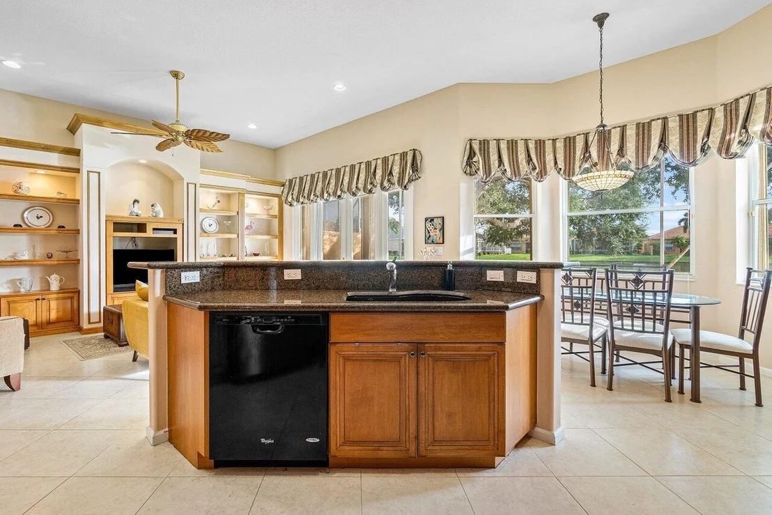 Photo of 7088 Demedici Circle
