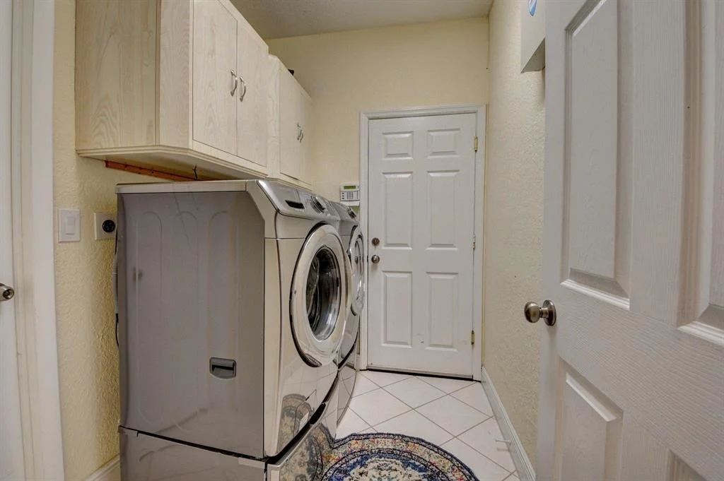 Photo of 10885 La Salinas Circle