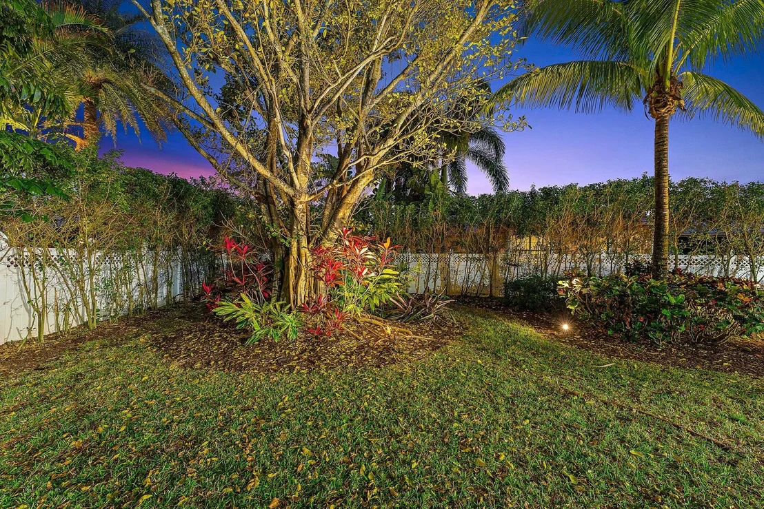 Photo of 3309 S Caroline Drive