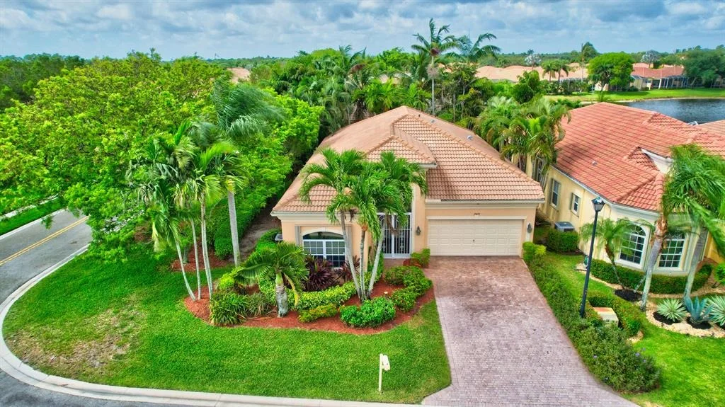 Photo of 7072 Demedici Circle