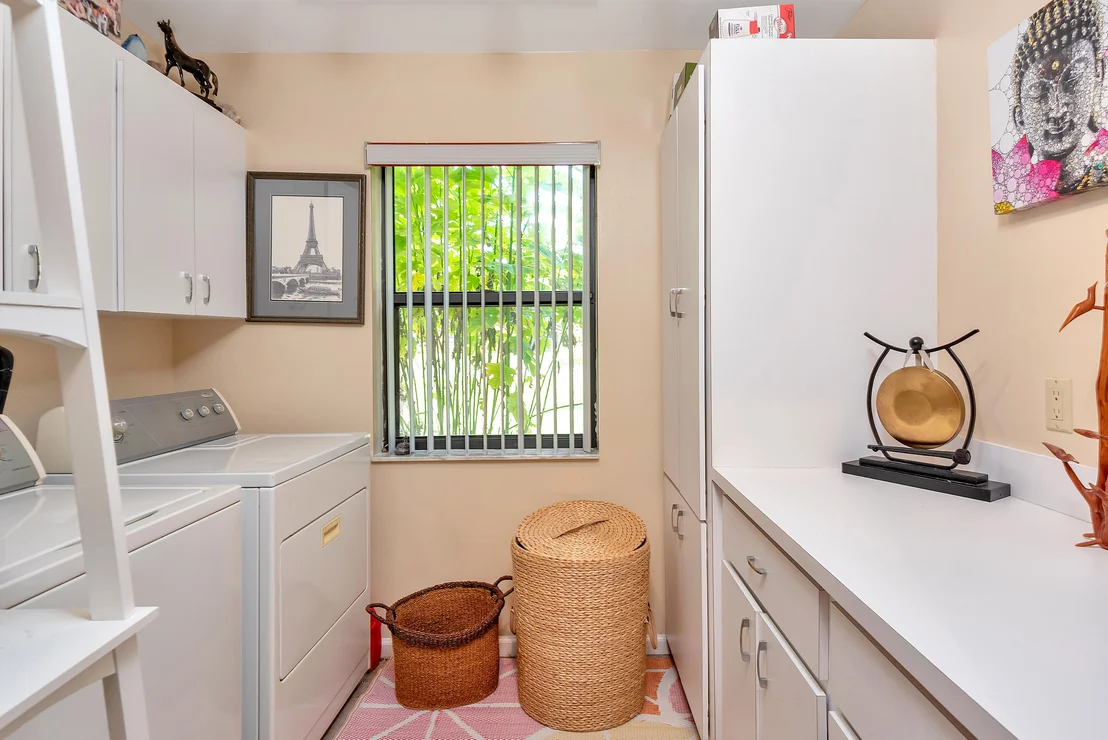 Photo of 13288 Compton Road