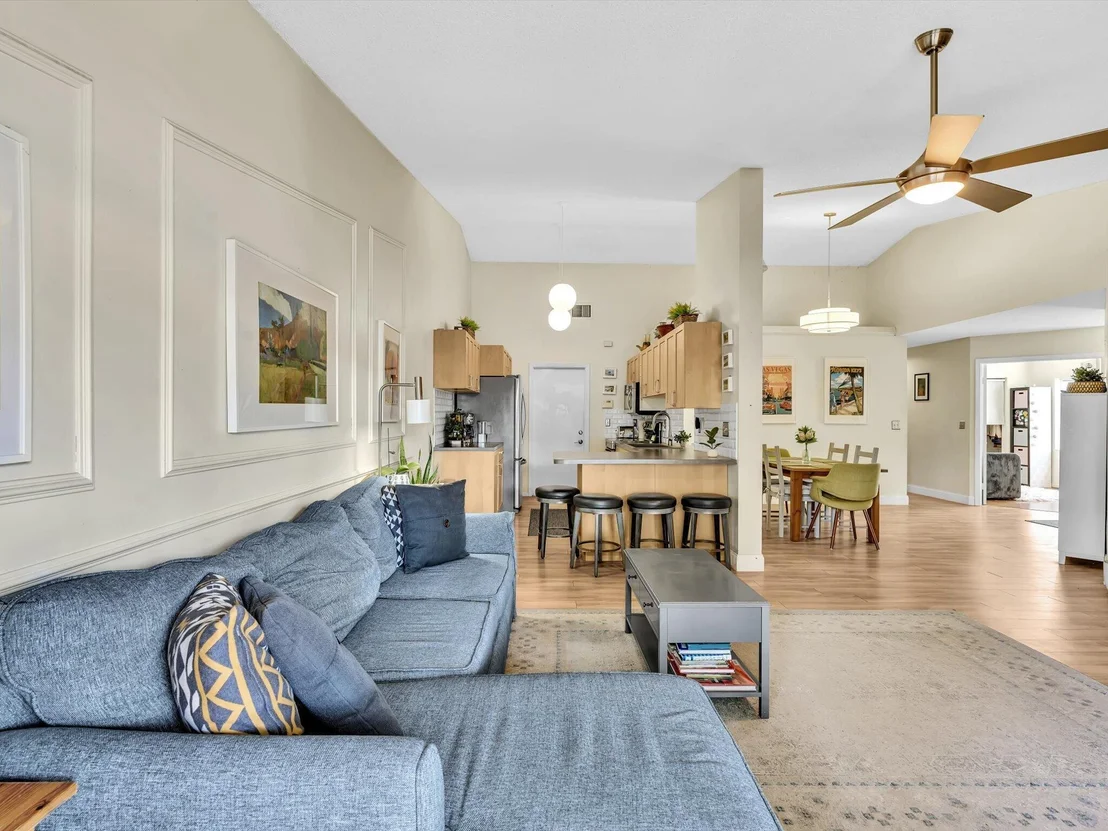Photo of 8 Hawthorne Lane