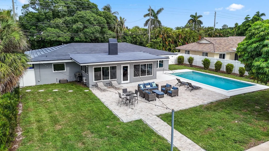Photo of 2301 N Ocean Boulevard