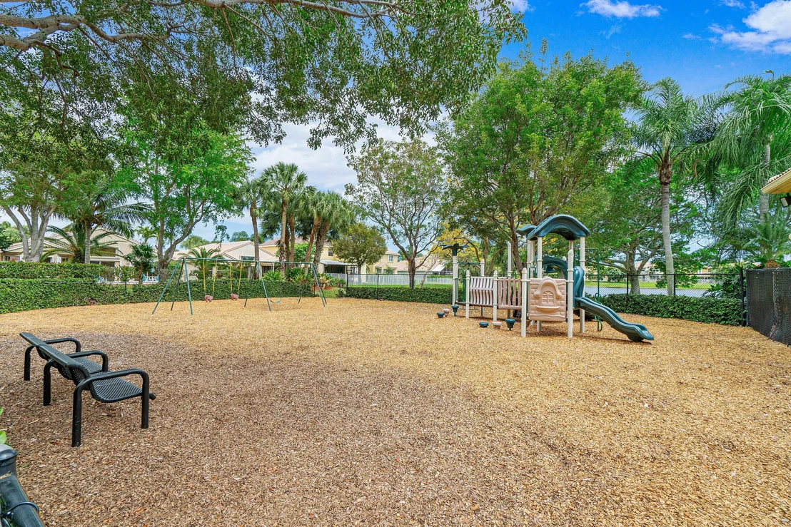 Photo of 7076 Middlebury Drive