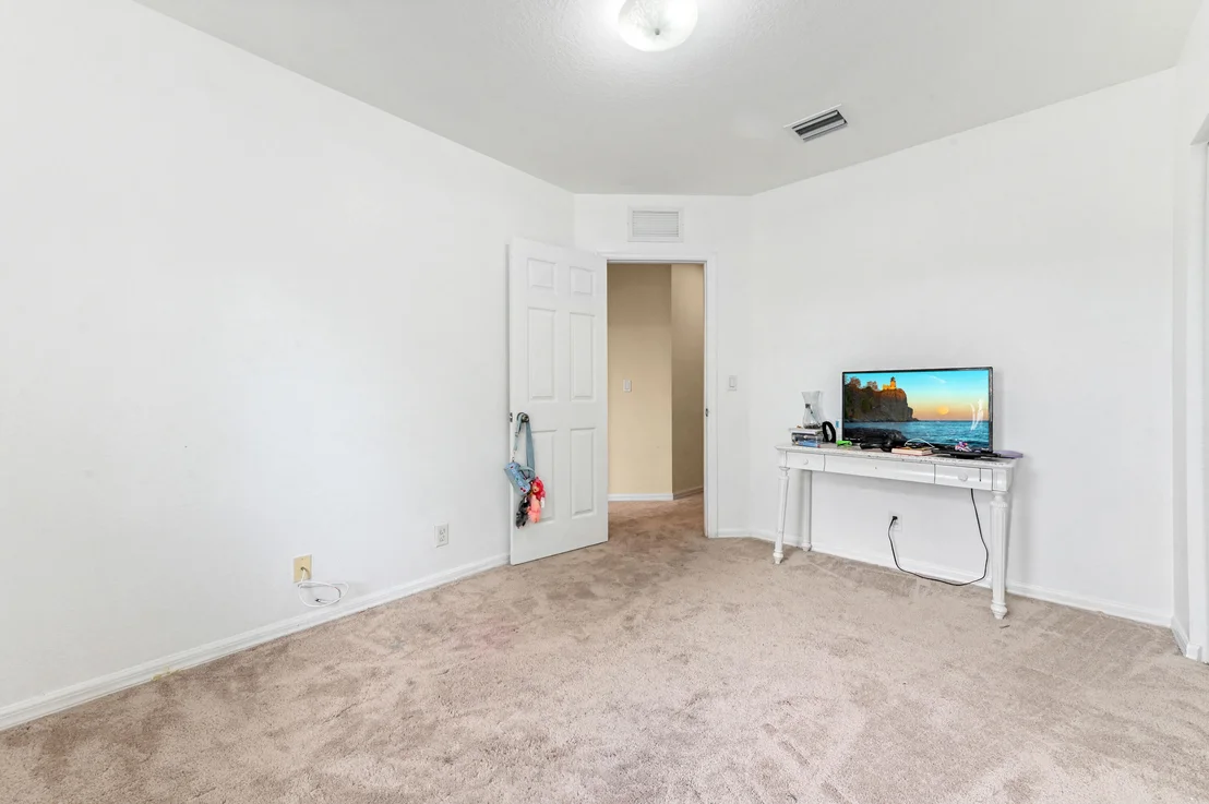 Photo of 6819 Osage Circle