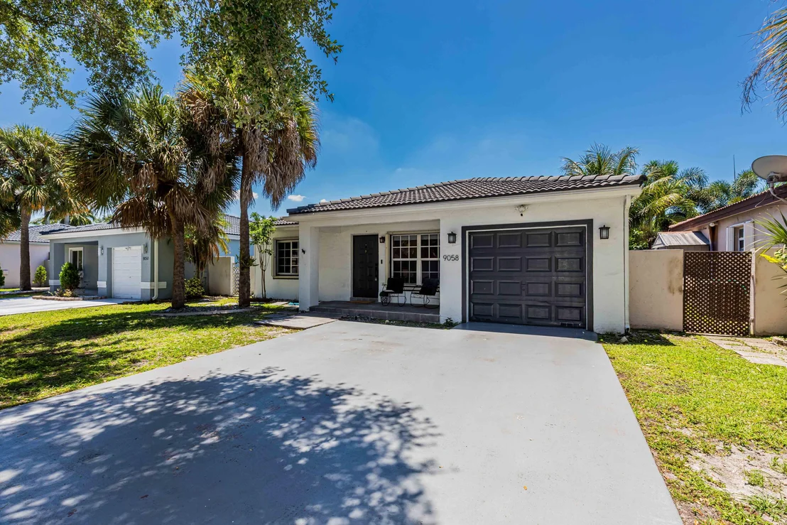 Photo of 9058 NW 192nd Terrace