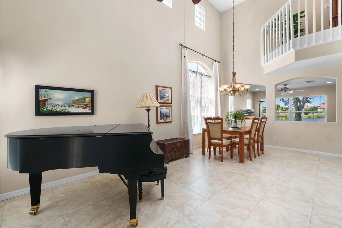 Photo of 6217 Willoughby Circle