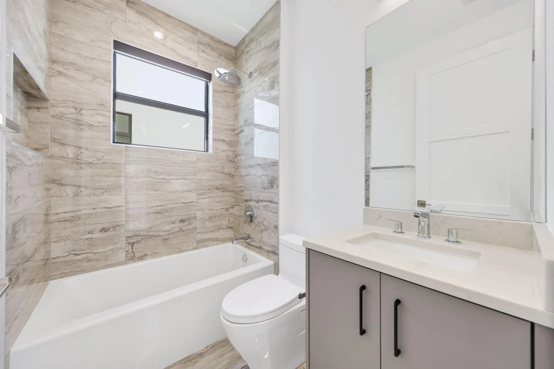 Photo of 655 Kingsbridge Street