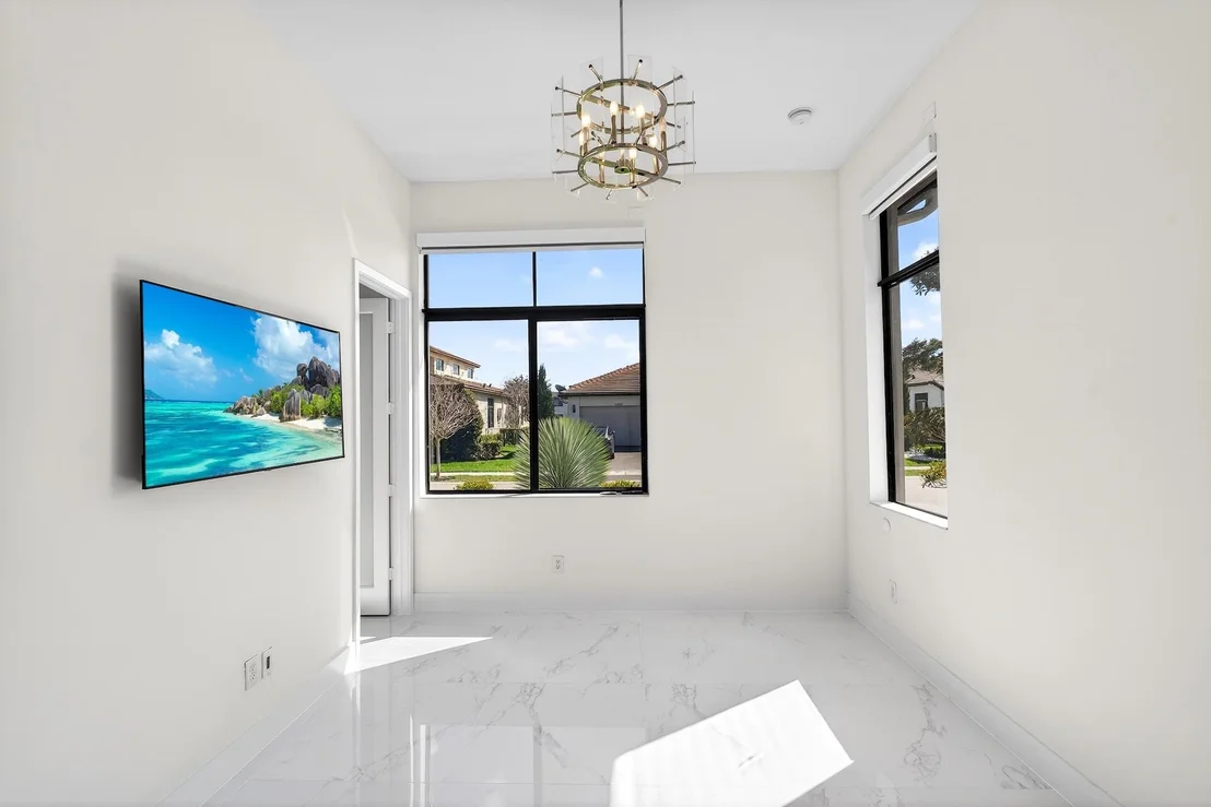 Photo of 10875 Estuary Drive