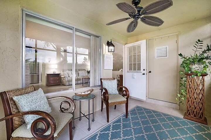 Photo of Unit D1 at 306 Pine Ridge Circle