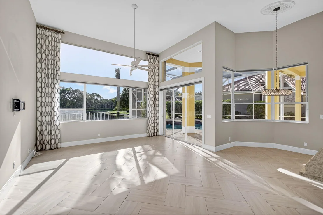 Photo of 111 N River Drive W
