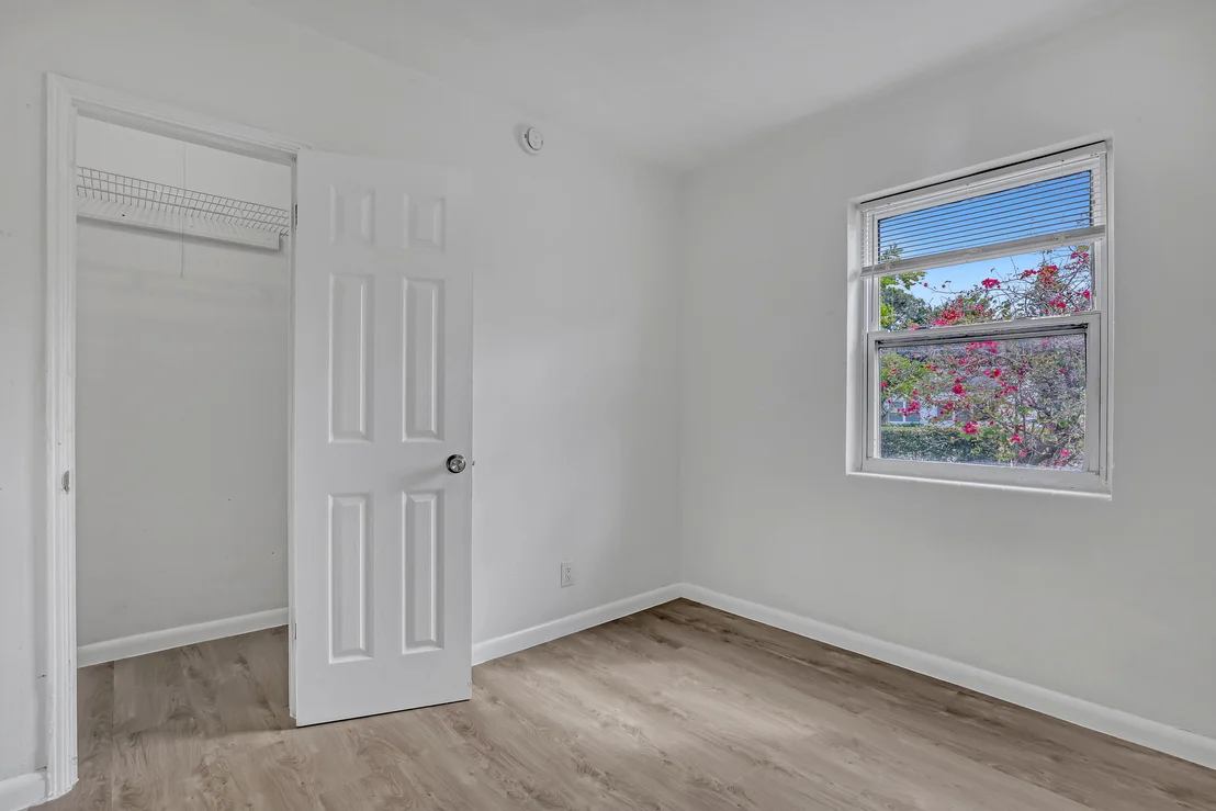 Photo of 247 Silver Beach Road