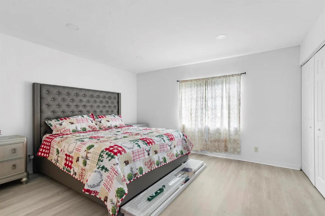 Photo of 2127 Madeira Drive