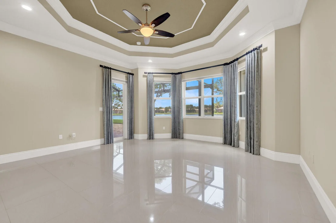Photo of 10469 Whitewind Circle
