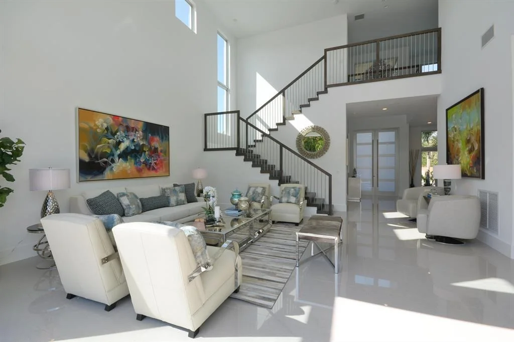 Photo of 541 Silver Lane