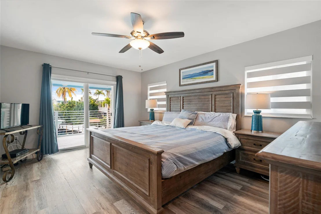 Photo of 102 Harbor Drive