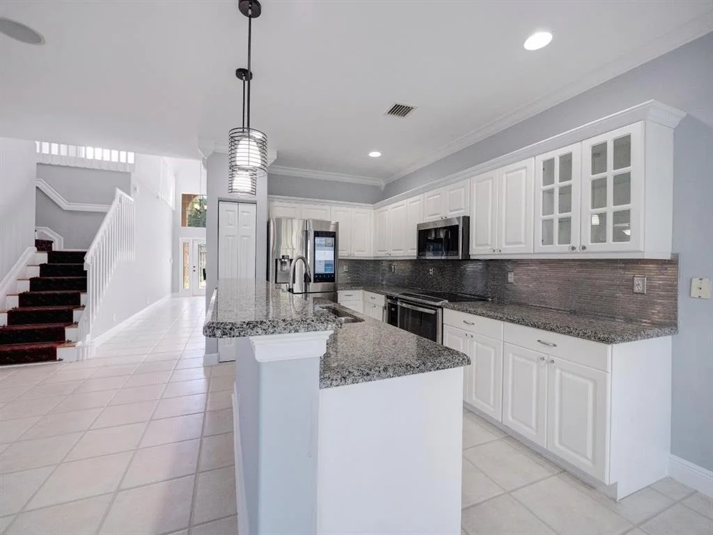 Photo of 7592 Colony Palm Drive