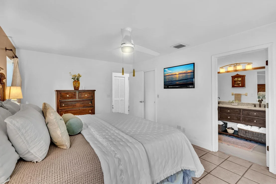 Photo of 498 Oregon Lane