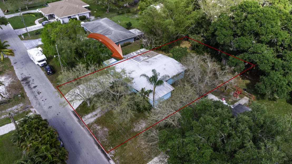Photo of 3030 Summit Street