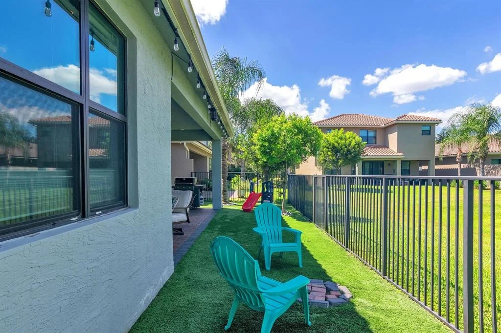 Photo of 8073 Rainforest Jasper Lane