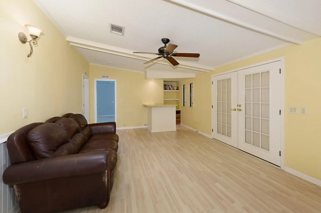 Photo of 550 Tarpon Drive