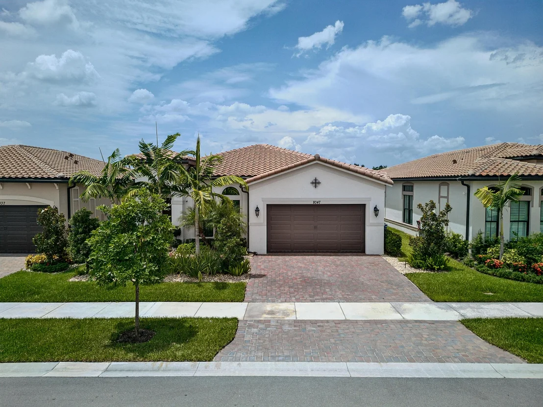 Photo of 8047 JUNIPER Drive
