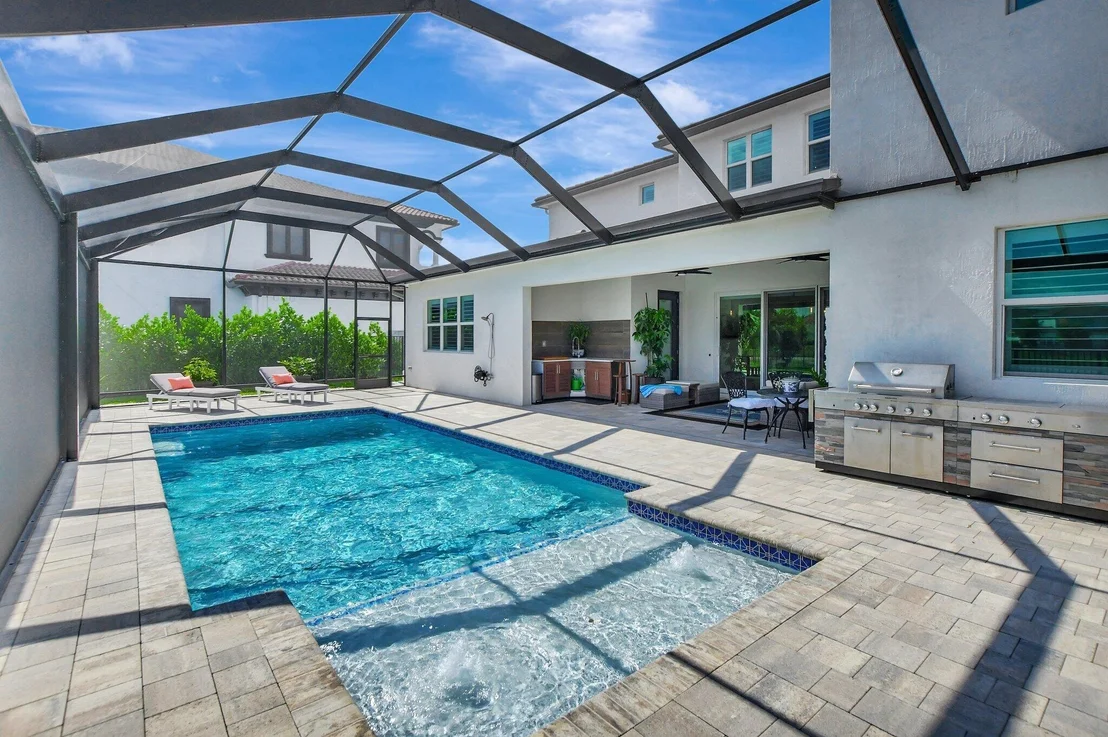 Photo of 6422 Esprit Way