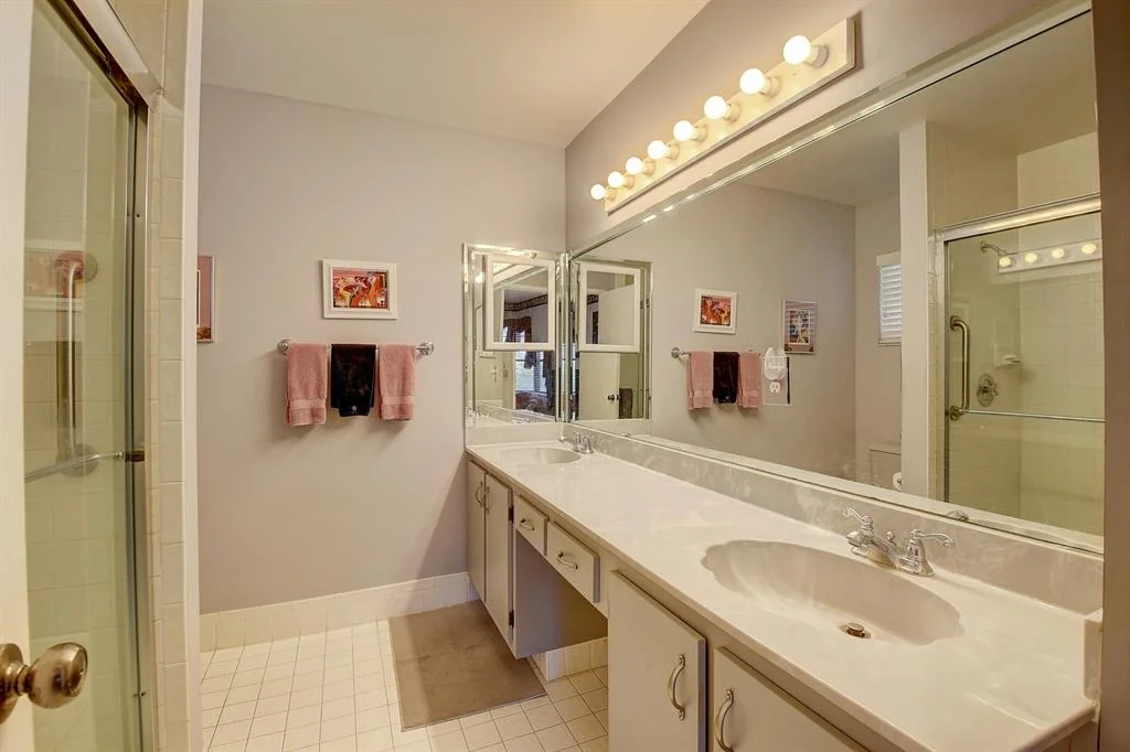 Photo of 8263 Springlake Drive