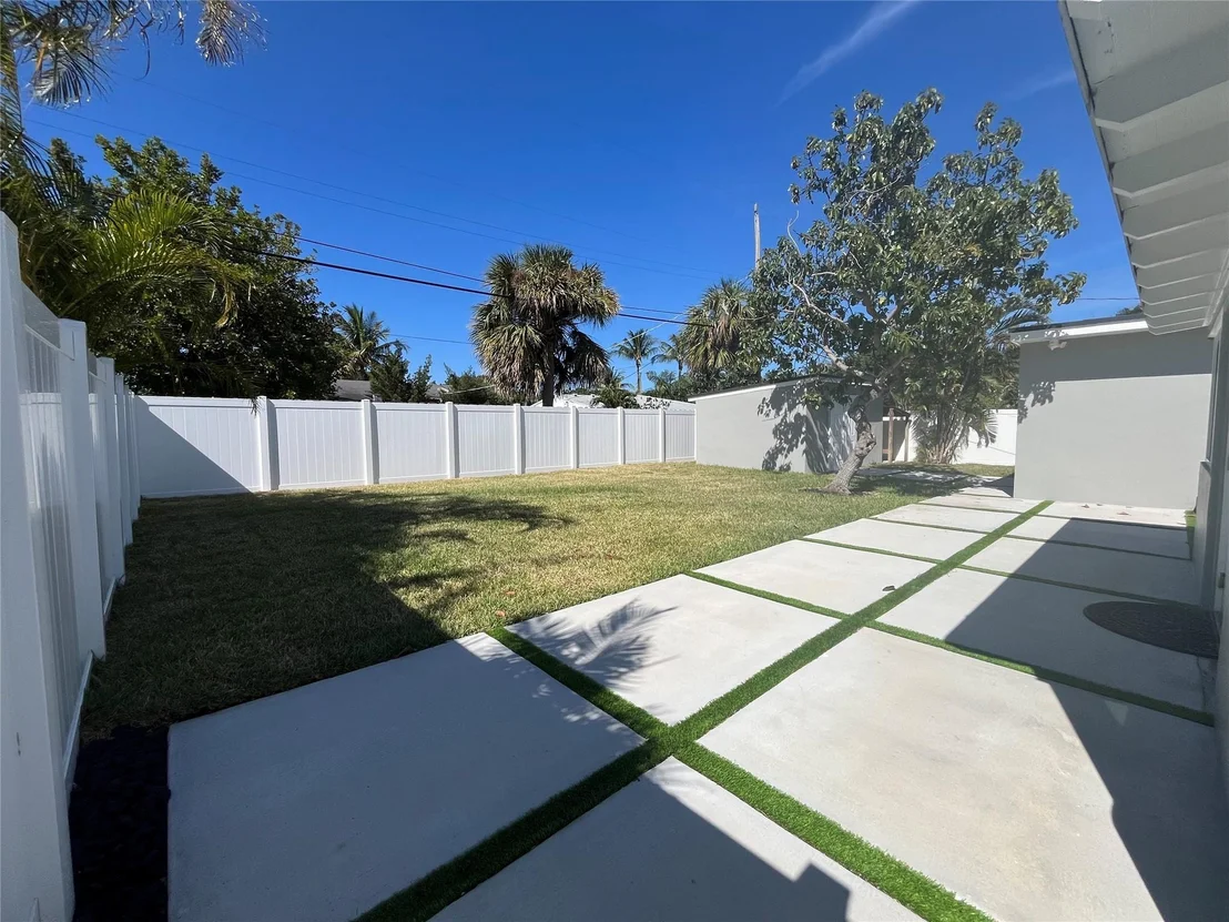 Photo of 355 Maddock Street