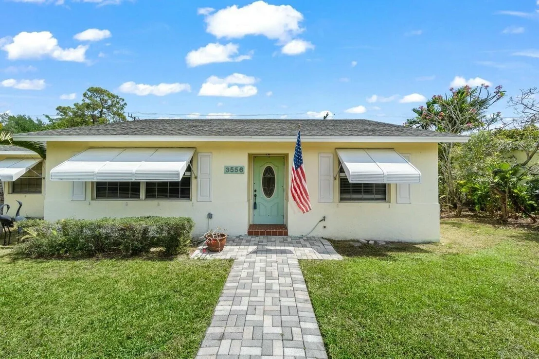 Photo of 3556 Pinehurst Drive