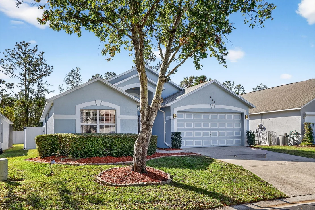 Photo of 844 Casterton Circle