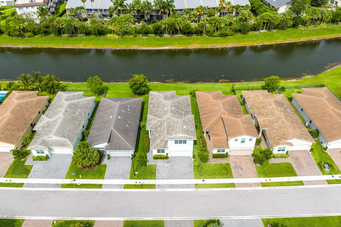 Photo of 4273 Marina Way