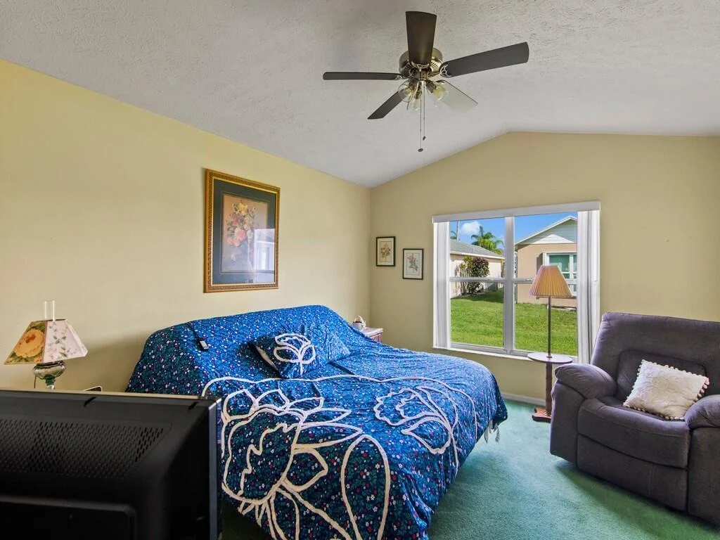 Photo of 6700 Tulipan