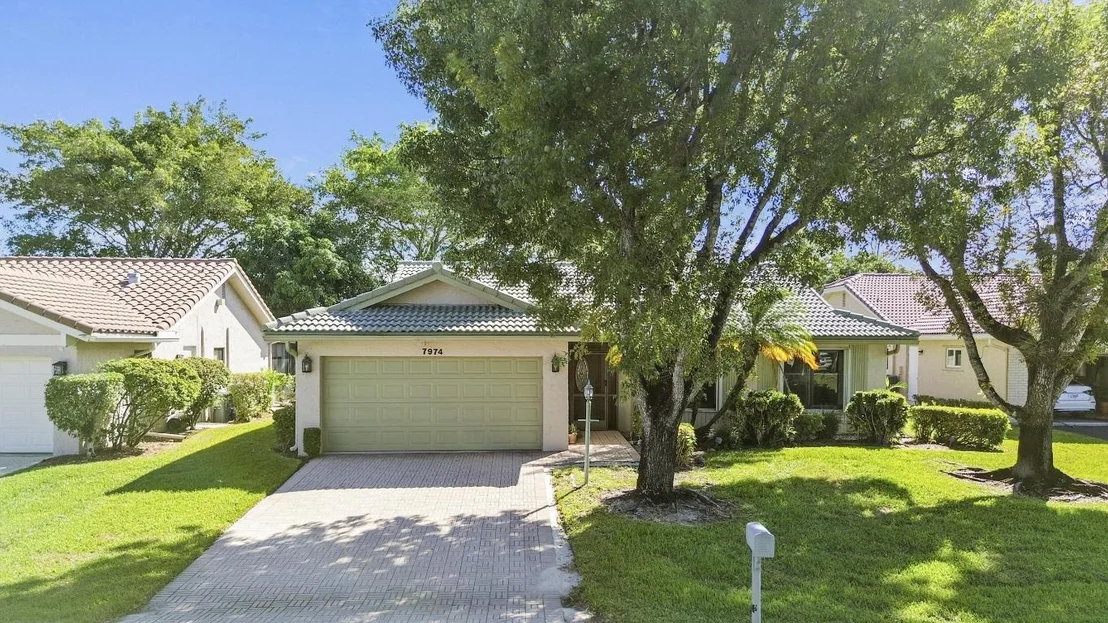 Photo of 7974 Cloverfield Circle