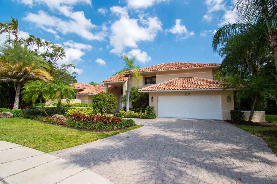 Photo of 3005 Hampton Circle