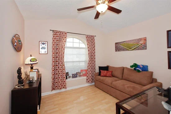 Photo of 1169 Aviary Road