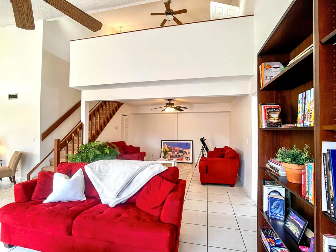 Photo of 102 Maplecrest Circle
